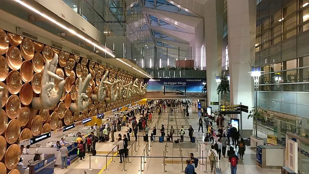 Delhi to Moscow Flight